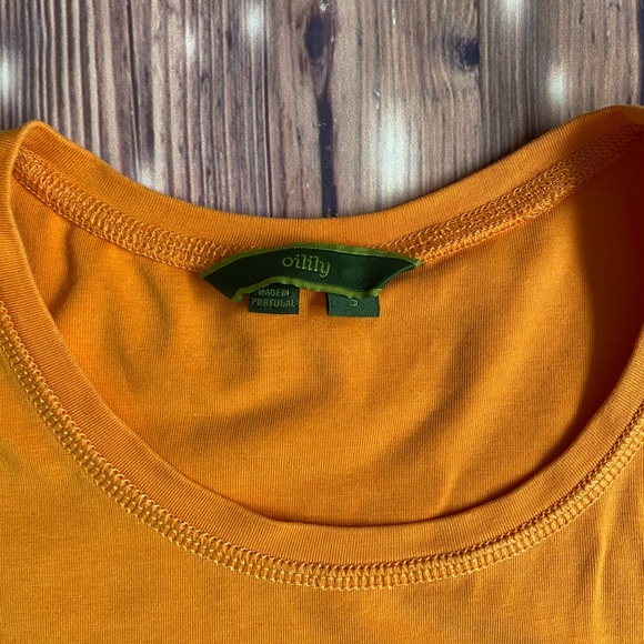 Olly size S tshirt - Picture 2 of 5